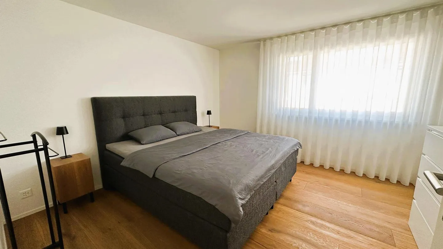 Appartement rénové avec balcon - Photo 9 sur 14