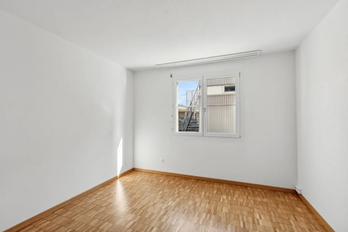 Central Apartment with Patio - Photo 6 of 8