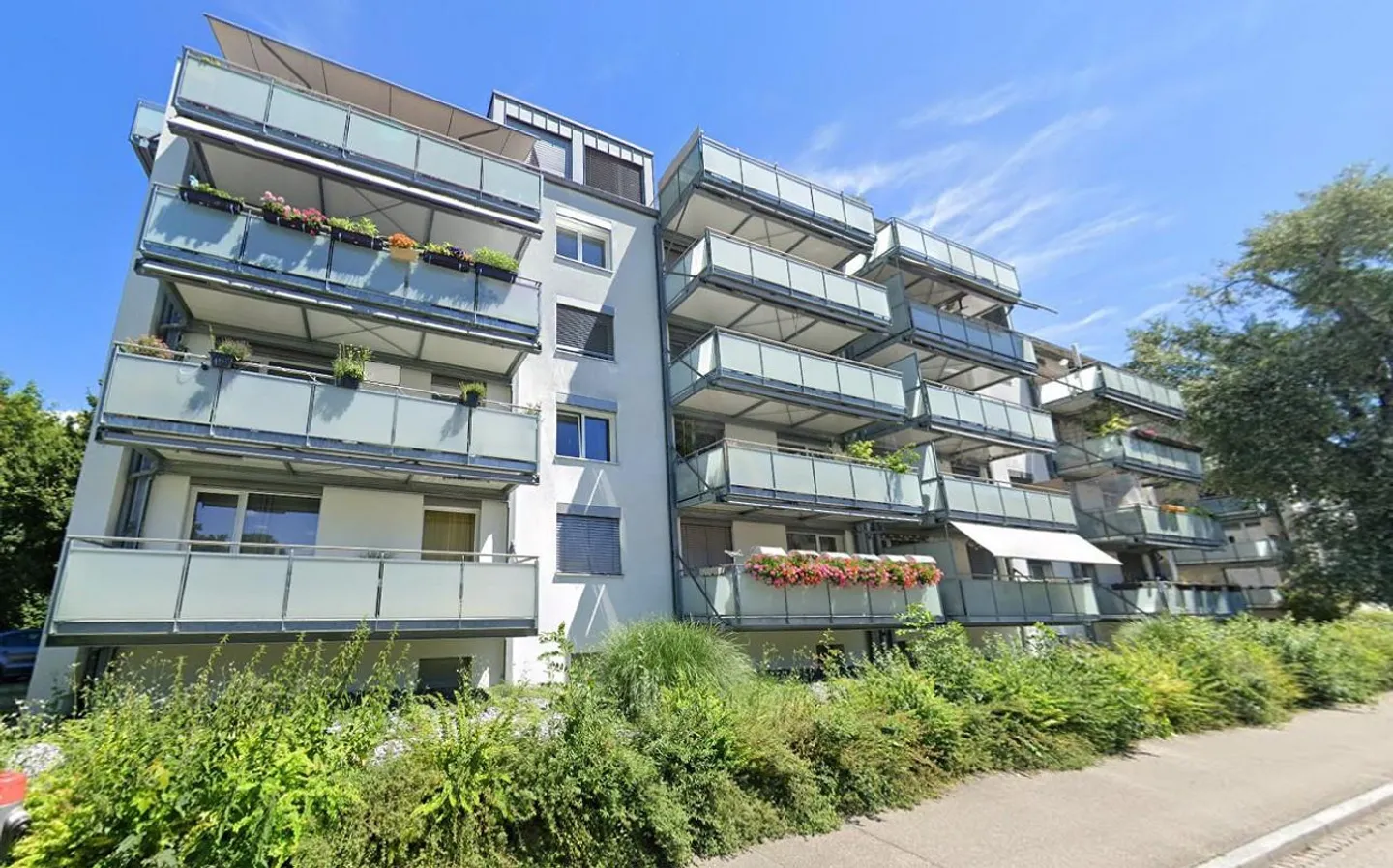 Modernes Apartment in grüner Lage - Foto 1 von 7