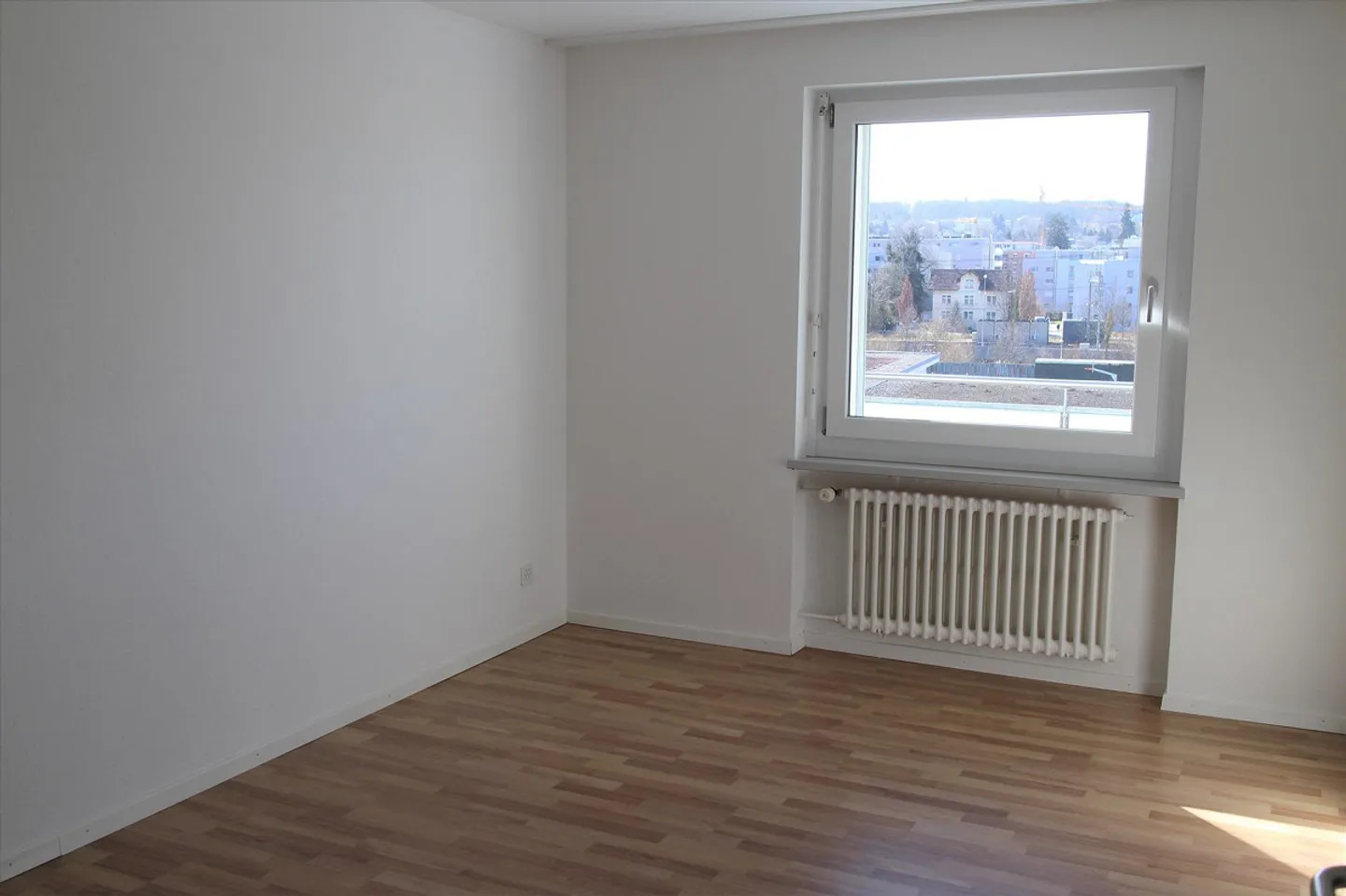 Modernes Apartment in grüner Lage - Foto 5 von 7