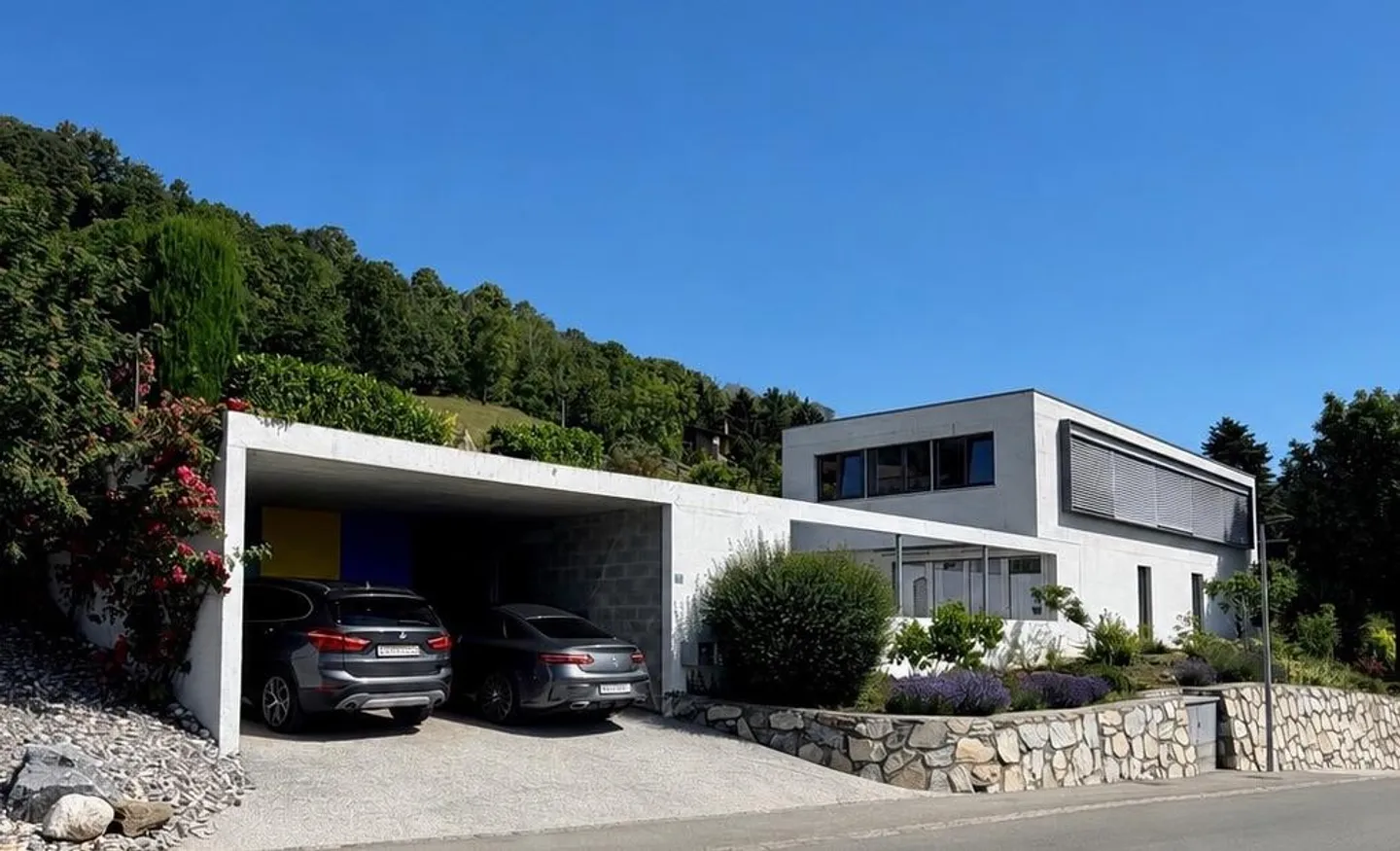 Contemporary Villa with Stunning Views - Photo 1 of 13