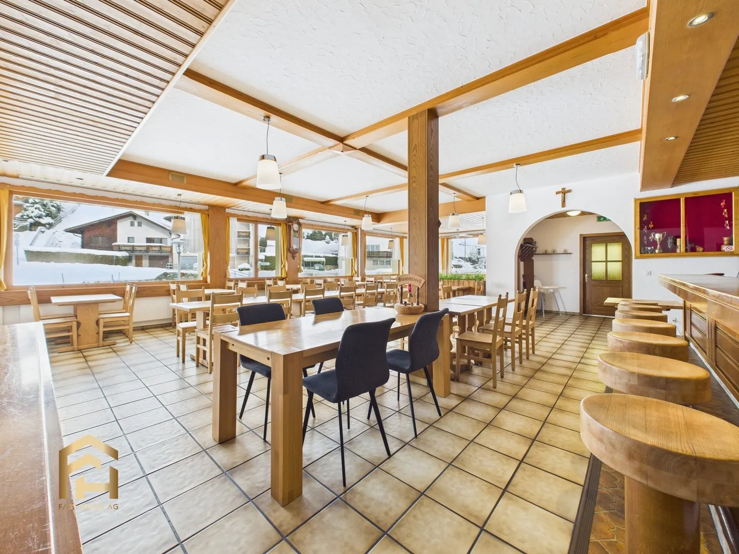 Über den Dächern von Leuk  Ihre Chance auf einen neuen Lebensabschnit - Foto 1 von 13