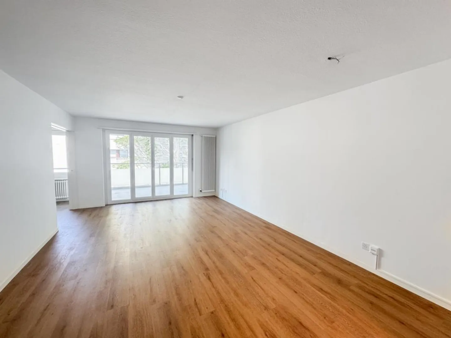 Appartement rénové dans le quartier populaire de Würzenbach - Photo 5 sur 10