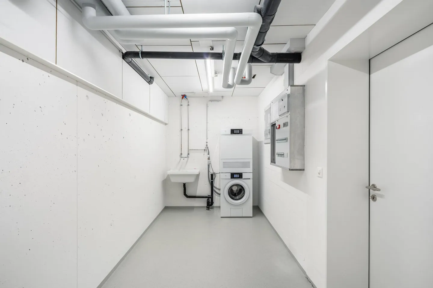 New Building - Single Family Home / Semi-Detached House with Mountain Panorama in Schattdorf - Photo 12 of 12