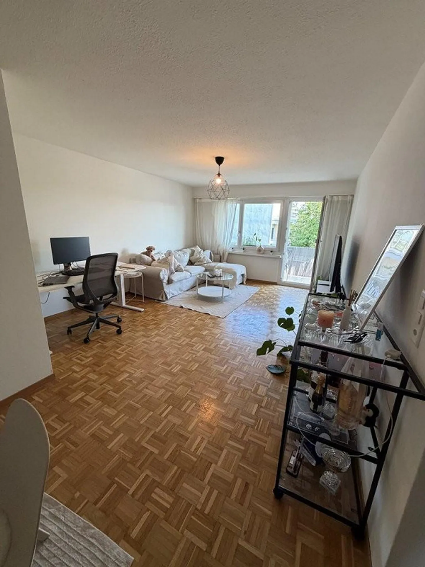 Bright and well-maintained 2.5-room apartment in a quiet and central location - Photo 5 of 8