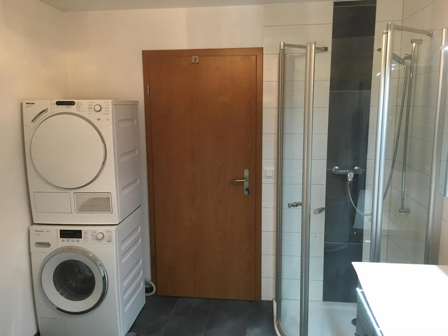 Appartamento 4.5 locali con patio - Foto 5 di 7