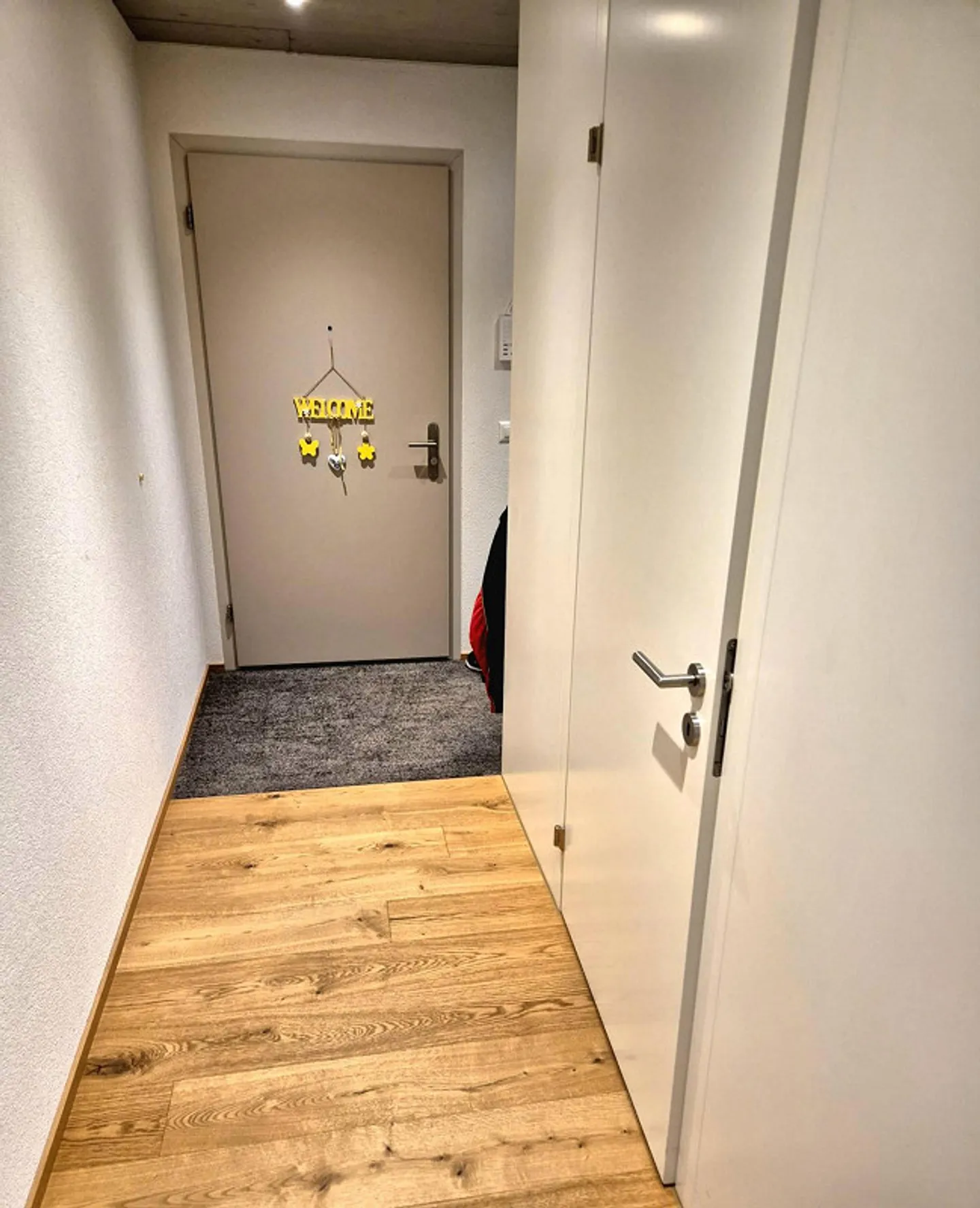 Appartamento tranquillo di 3,5 stanze nella migliore posizione - Foto 4 di 9