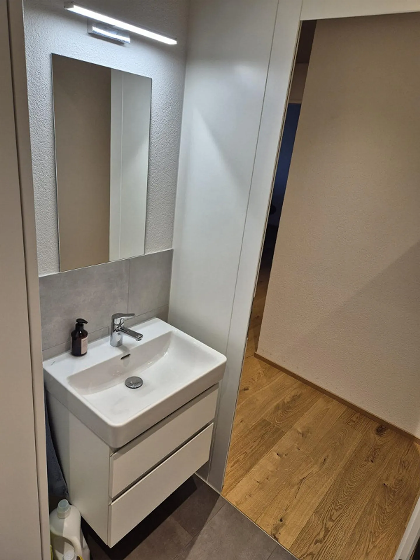 Appartamento tranquillo di 3,5 stanze nella migliore posizione - Foto 7 di 9