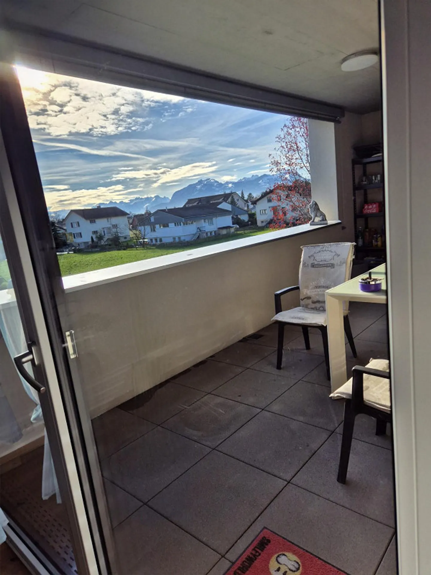 Appartamento tranquillo di 3,5 stanze nella migliore posizione - Foto 8 di 9