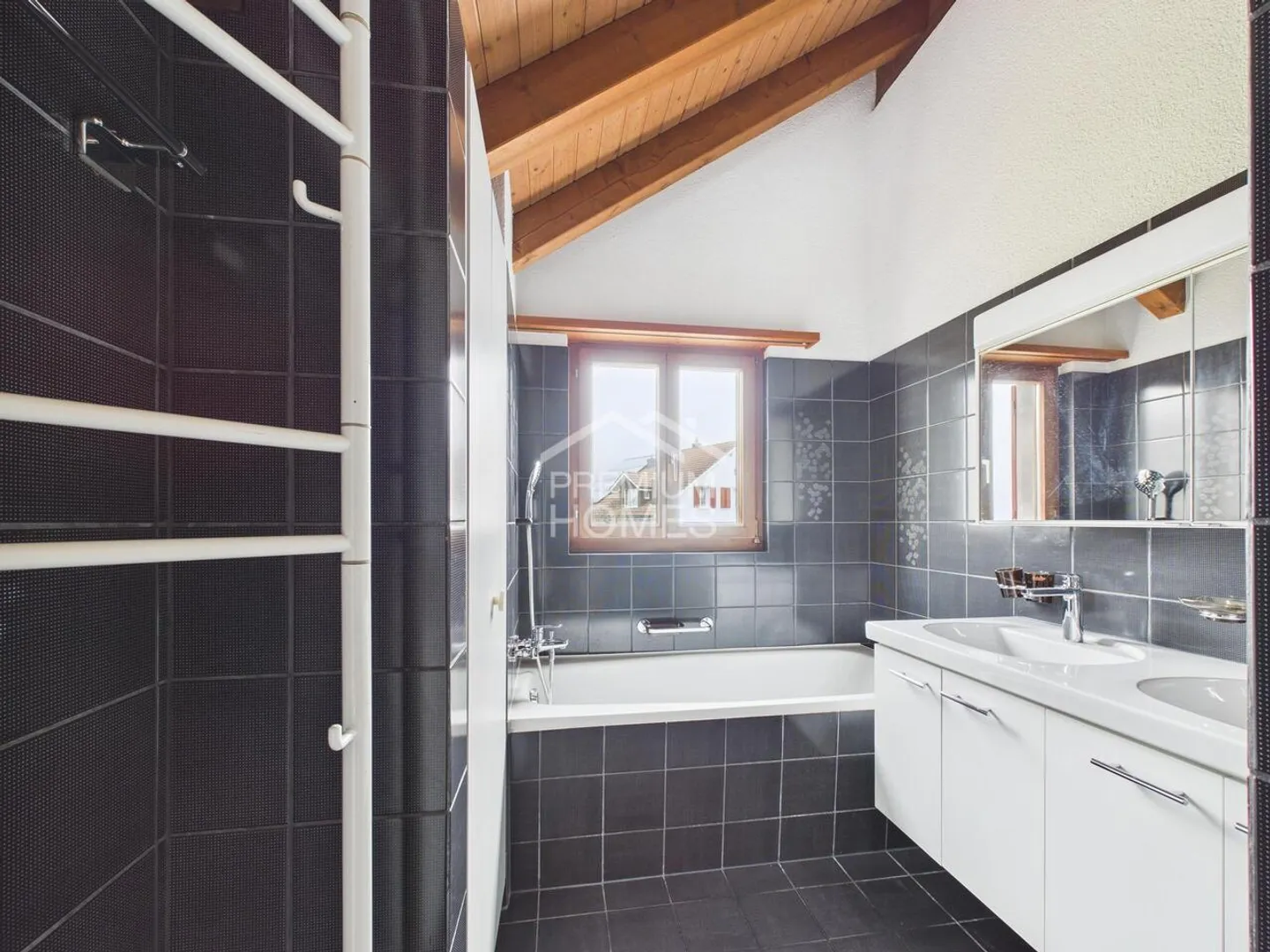 Charming Family Home in Nature - Photo 5 of 10