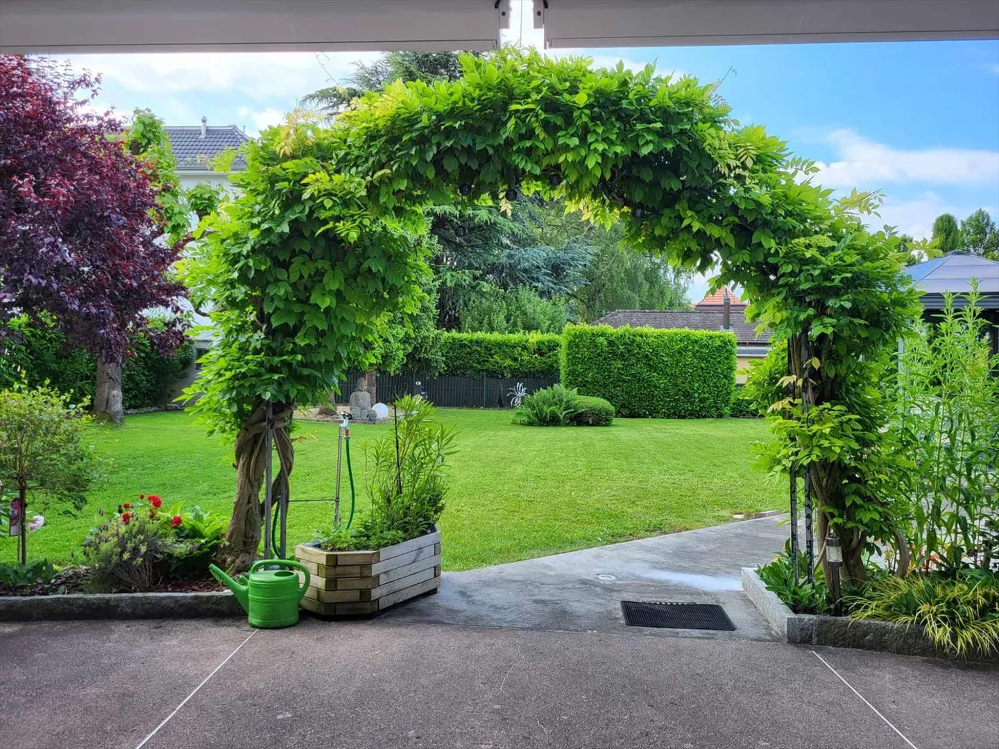 Charmantes Immobilie mit 8,5 Zimmern, Terrasse und großem Garten - Foto 12 von 13