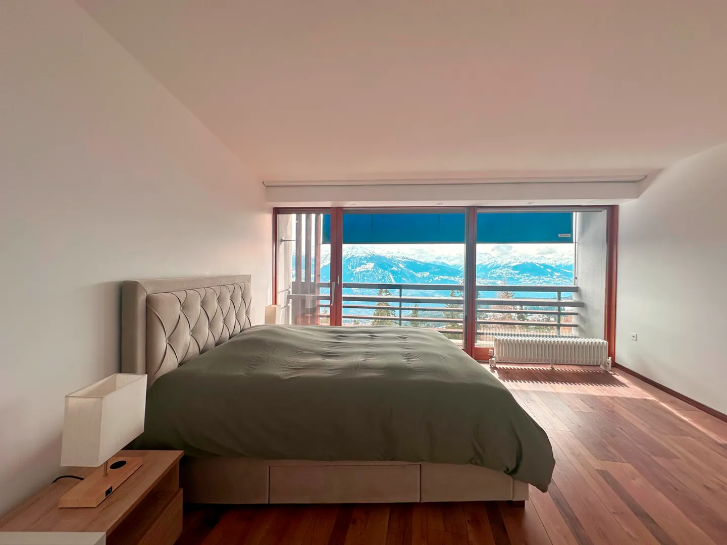 Super Crans Tower: Art of Living and Spectacular View - Photo 2 of 9