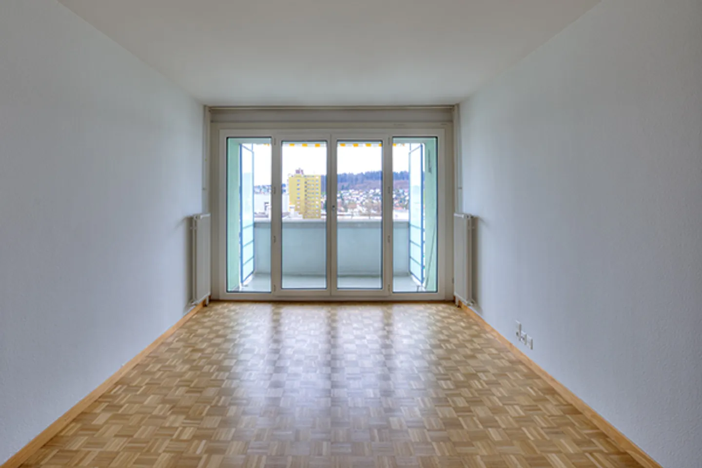 Rent without deposit - Ideal for singles - Photo 2 of 4
