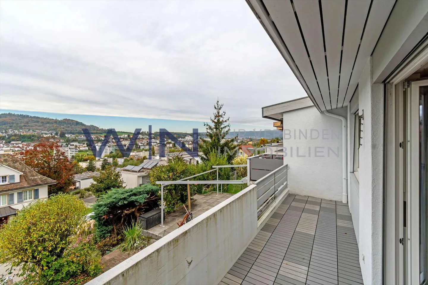 Casa a gradini in affitto - Foto 1 di 7