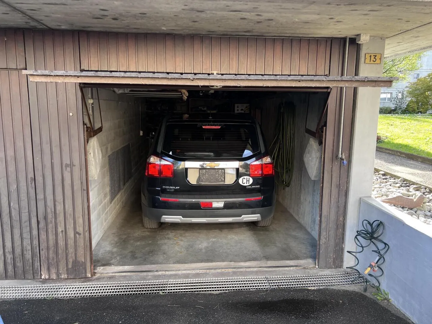 Ampio appartamento di 5,5 stanze all'ultimo piano con bella distanza - Foto 6 di 8