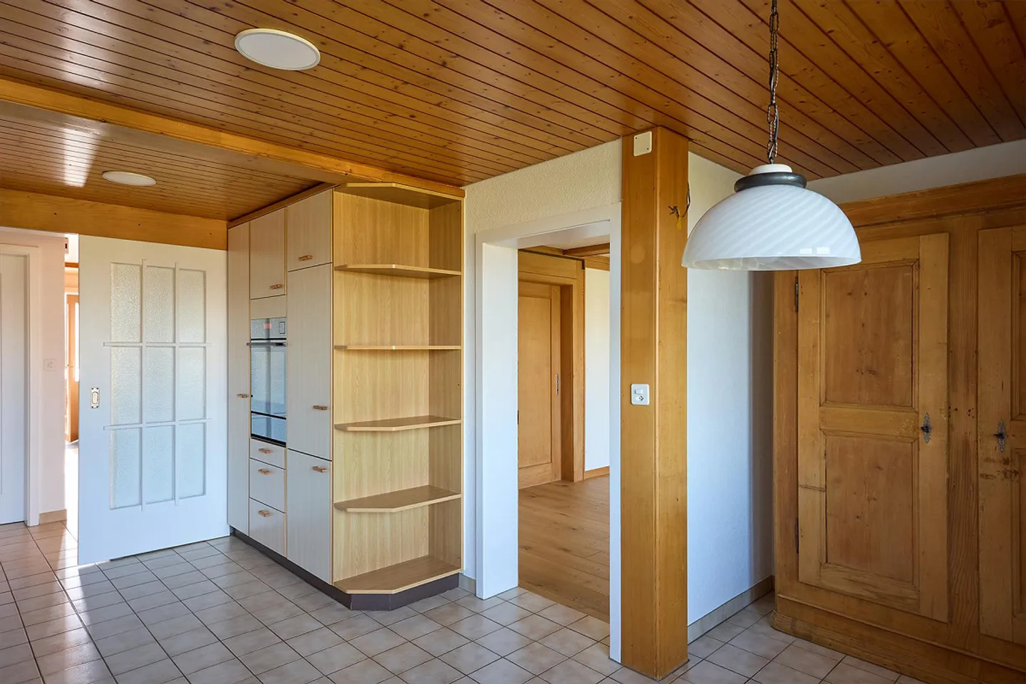 Charming 4.5-room apartment with garden in a quiet location in Bargen BE - Photo 3 of 13