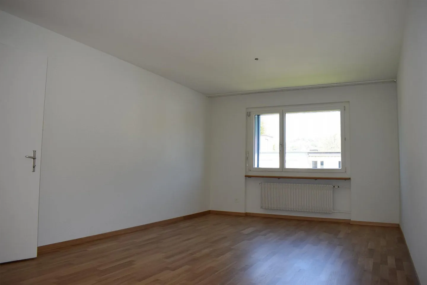 Charming Apartment in Thun - Photo 4 of 8