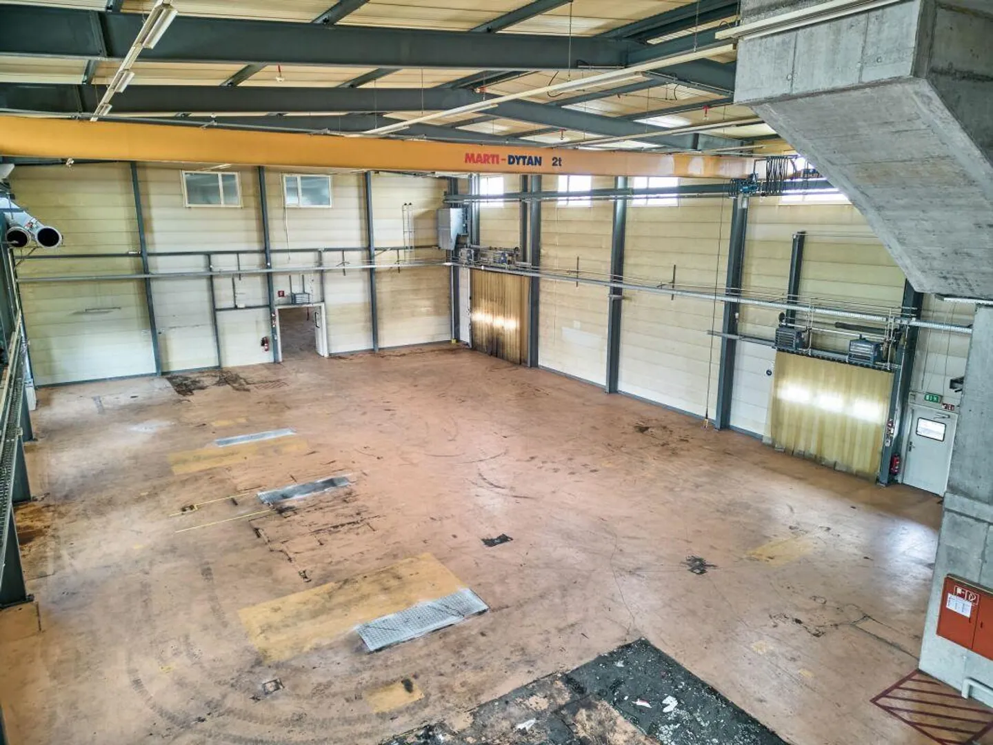 Commercial and Storage Building GB8 - Photo 7 of 12