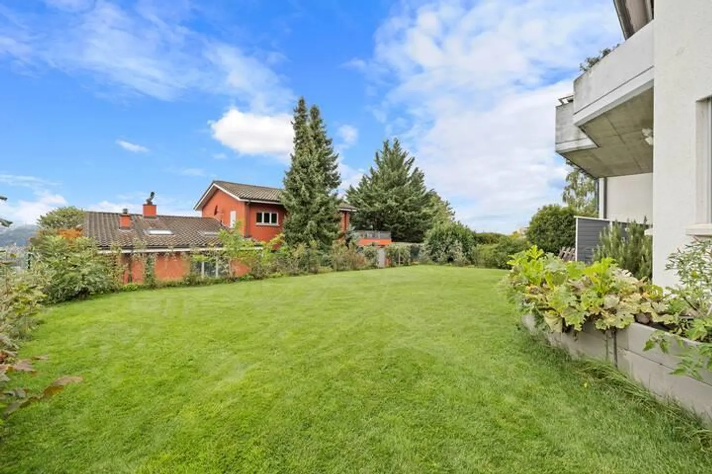 Casa familiare ristrutturata con stile e alta qualità abitativa - Foto 7 di 8