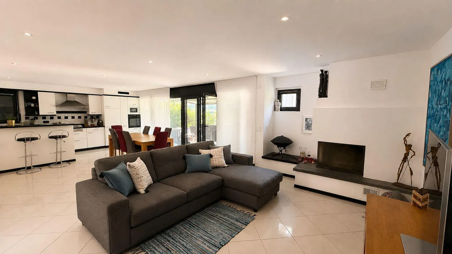 Stunning Family Dream · Grono - Photo 4 of 15