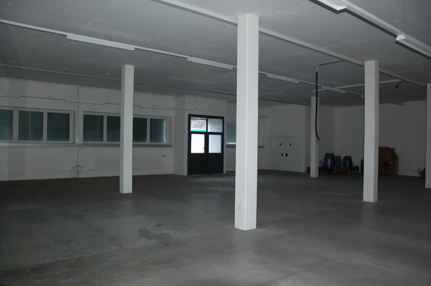 Büro-/Gewerberäumlichkeiten an gut erschlossener Lage - Foto 8 von 11