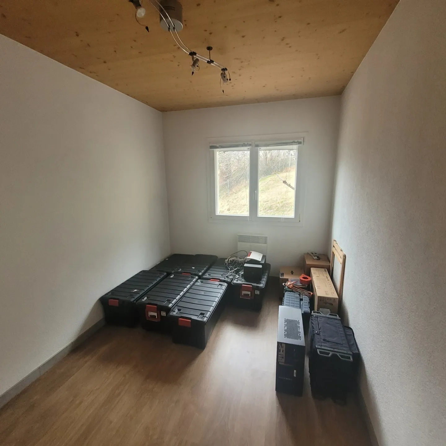 SUL LATO SOLEGGIATO DELLA VALLE DEL RHONE 1° residenza o casa vacanze - Foto 8 di 10