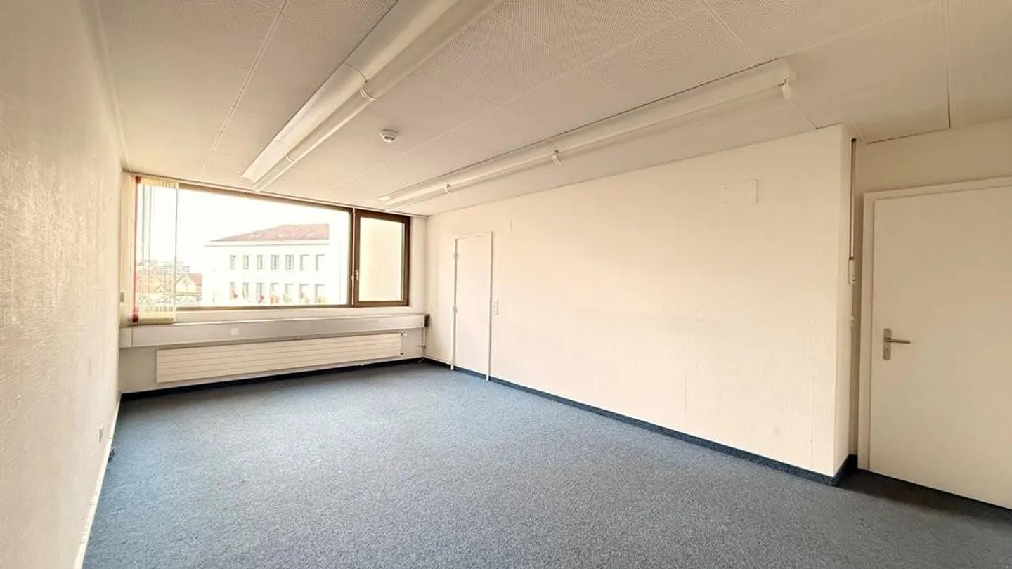 Ufficio 39m2 nel centro di Burgdorf - Foto 2 di 5