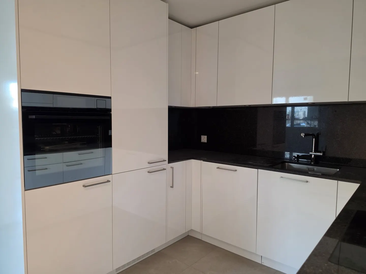 Première location dans HIGH FIVE – Appartement de jardin 4.5 pièces, Glattbrugg - Photo 2 sur 9