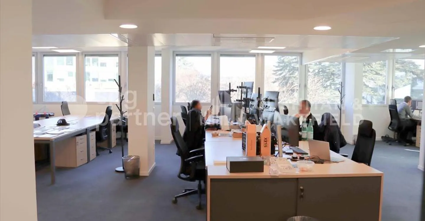 Spazio ufficio in affitto - Foto 6 di 9