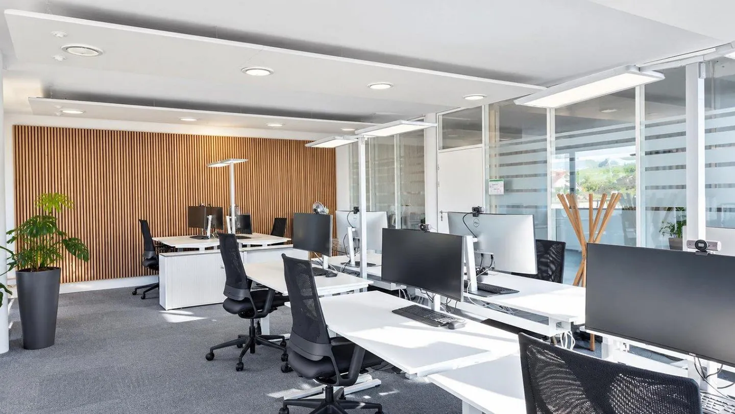 The Ideal Location for Your Business Success - Tax-Friendly - Photo 8 of 13
