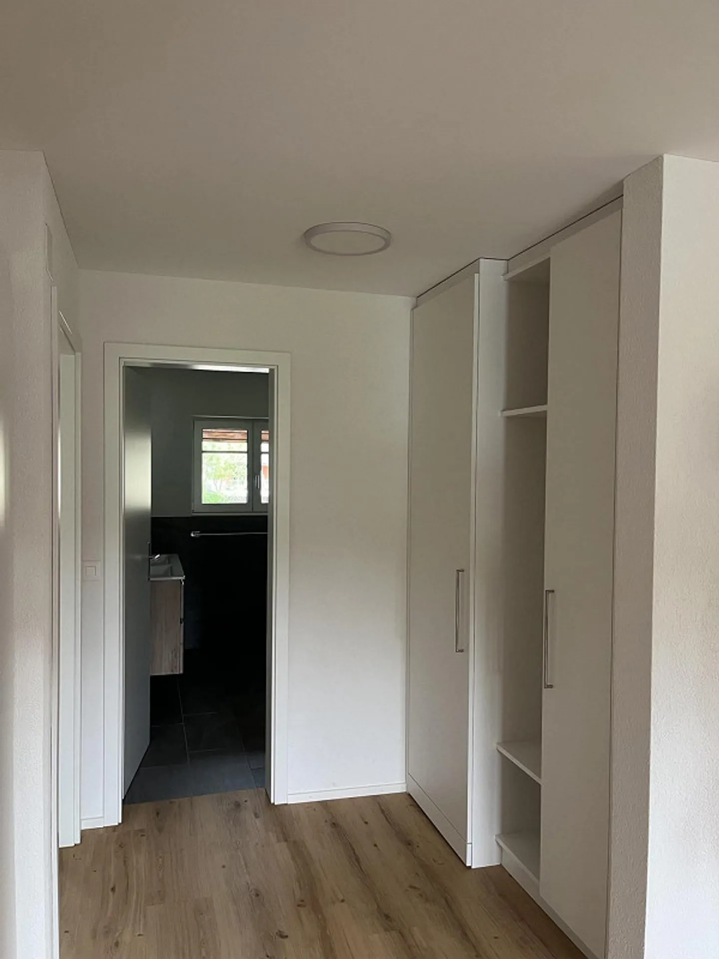 Naturnah und Ruhig - Grosszügige 6 1/2 Zimmer Wohnung auf dem Land - Photo 12 of 21