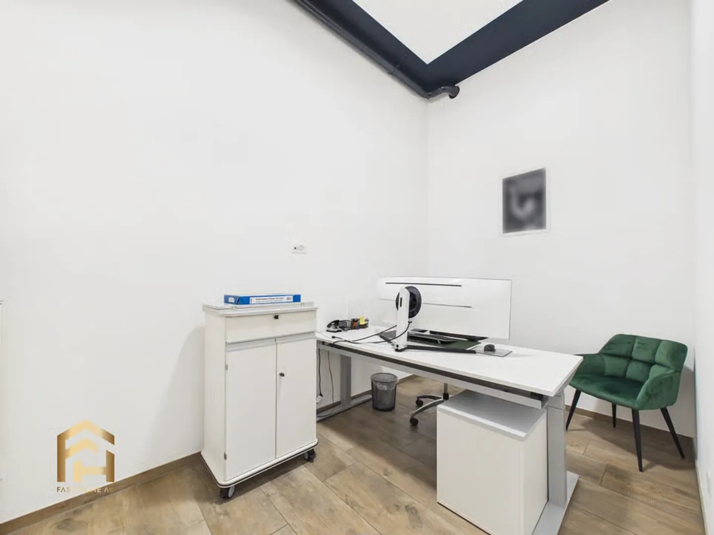 Bureaux modernes et lumineux à Gampel avec parkings privés - Photo 8 sur 13