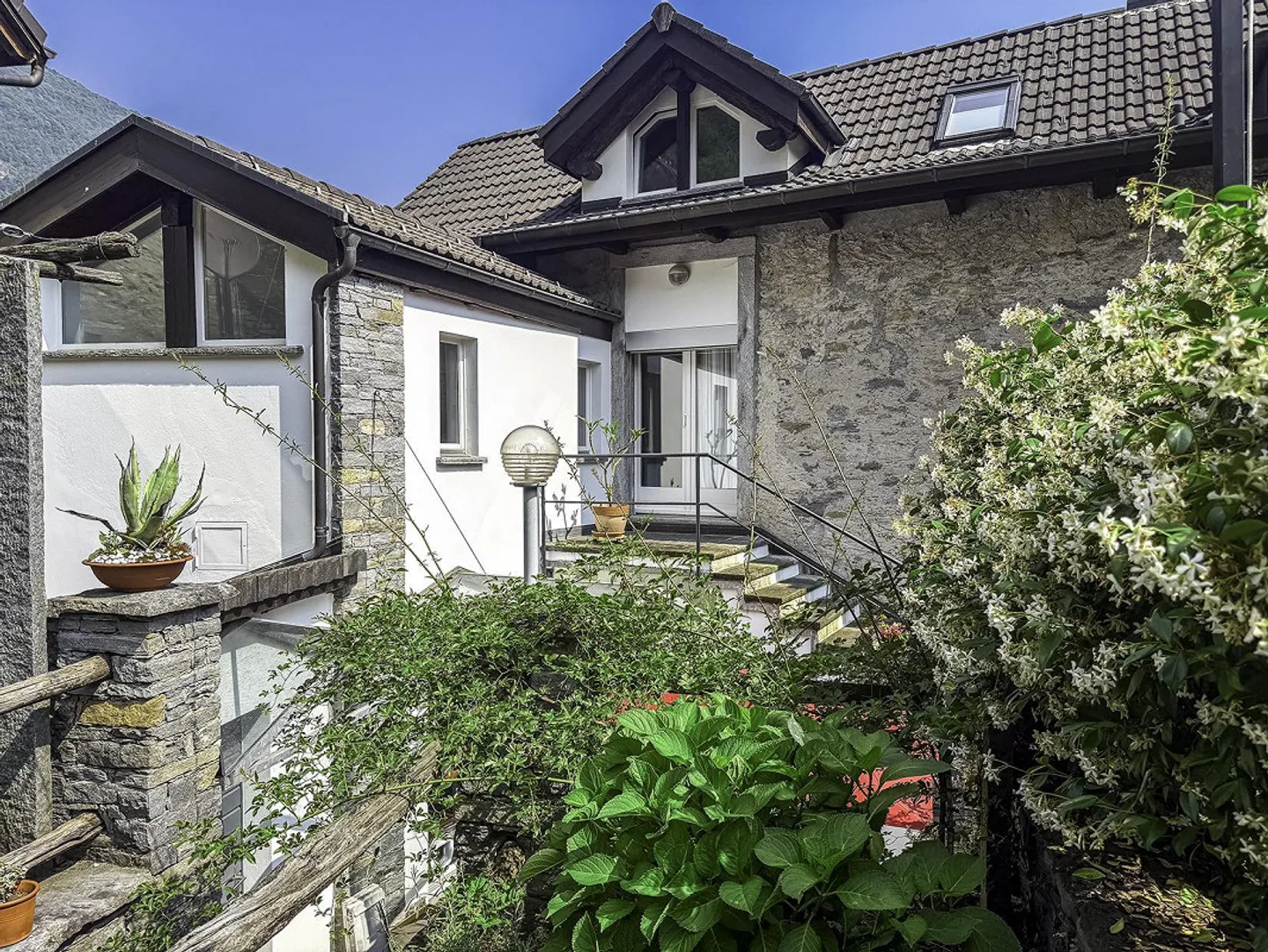 Second Home - Typical Ticino House Completely Renovated - Photo 6 of 29