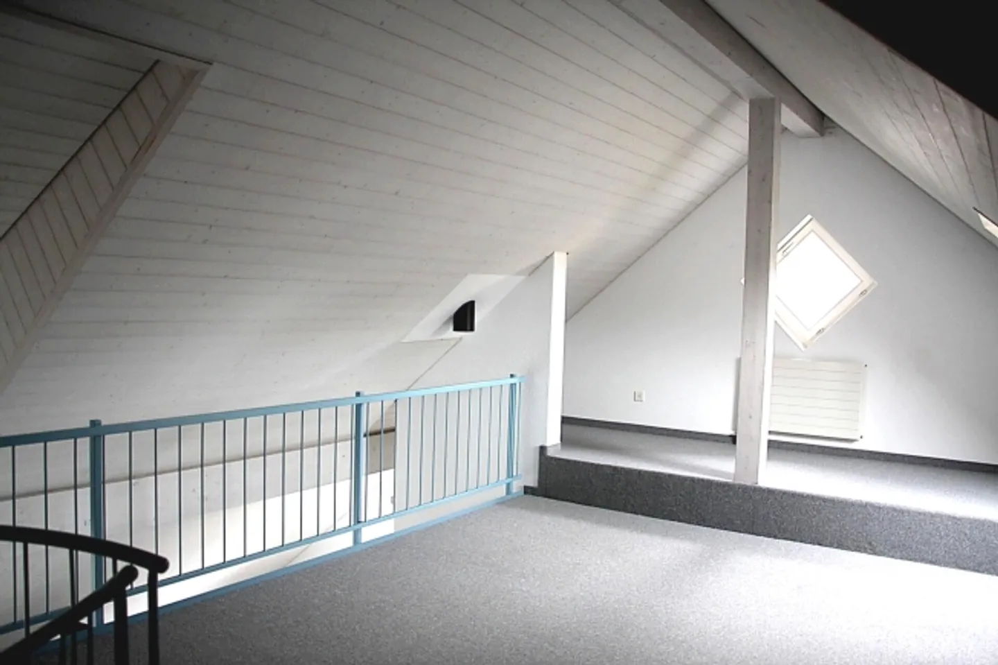 Penthouse for rent - Photo 6 of 8