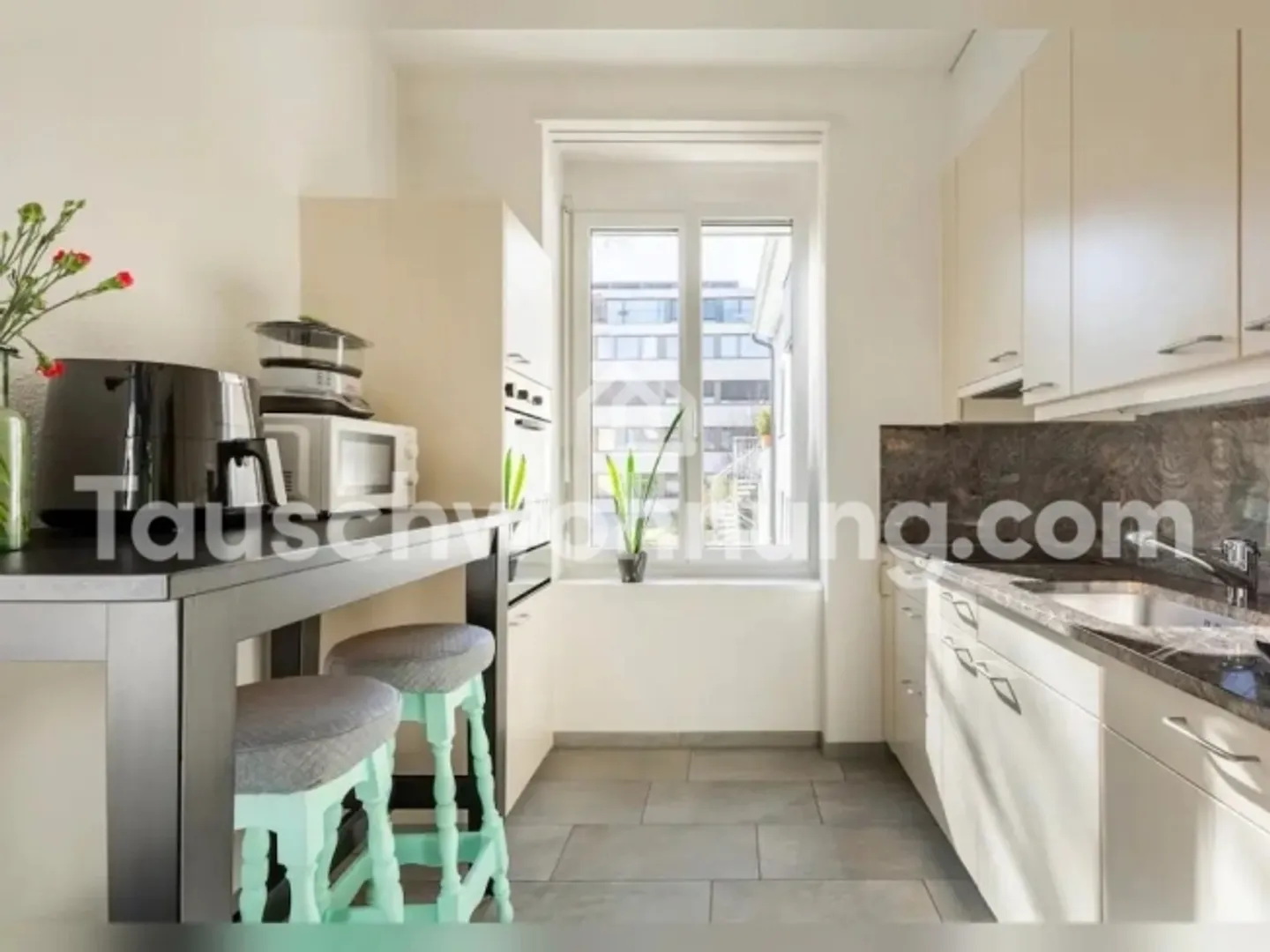 [APPARTAMENTO IN SCAMBIO] 2.5 in cambio di un appartamento di 3+ stanze - Foto 3 di 14