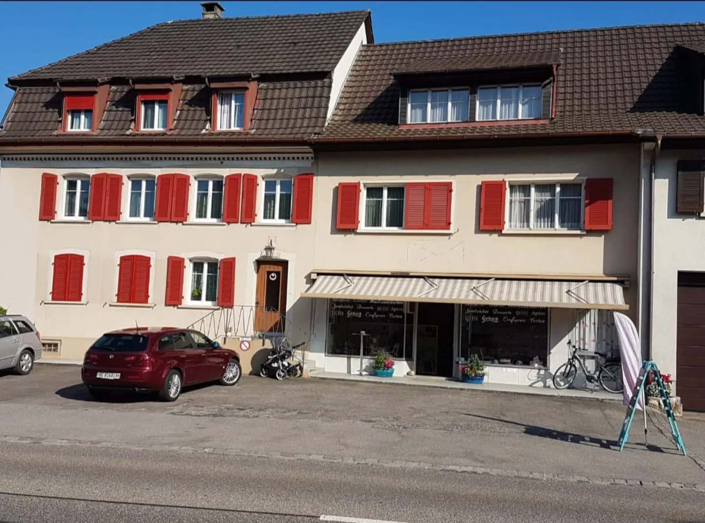 Residential and commercial building with development potential and additional building land - Photo 2 of 6