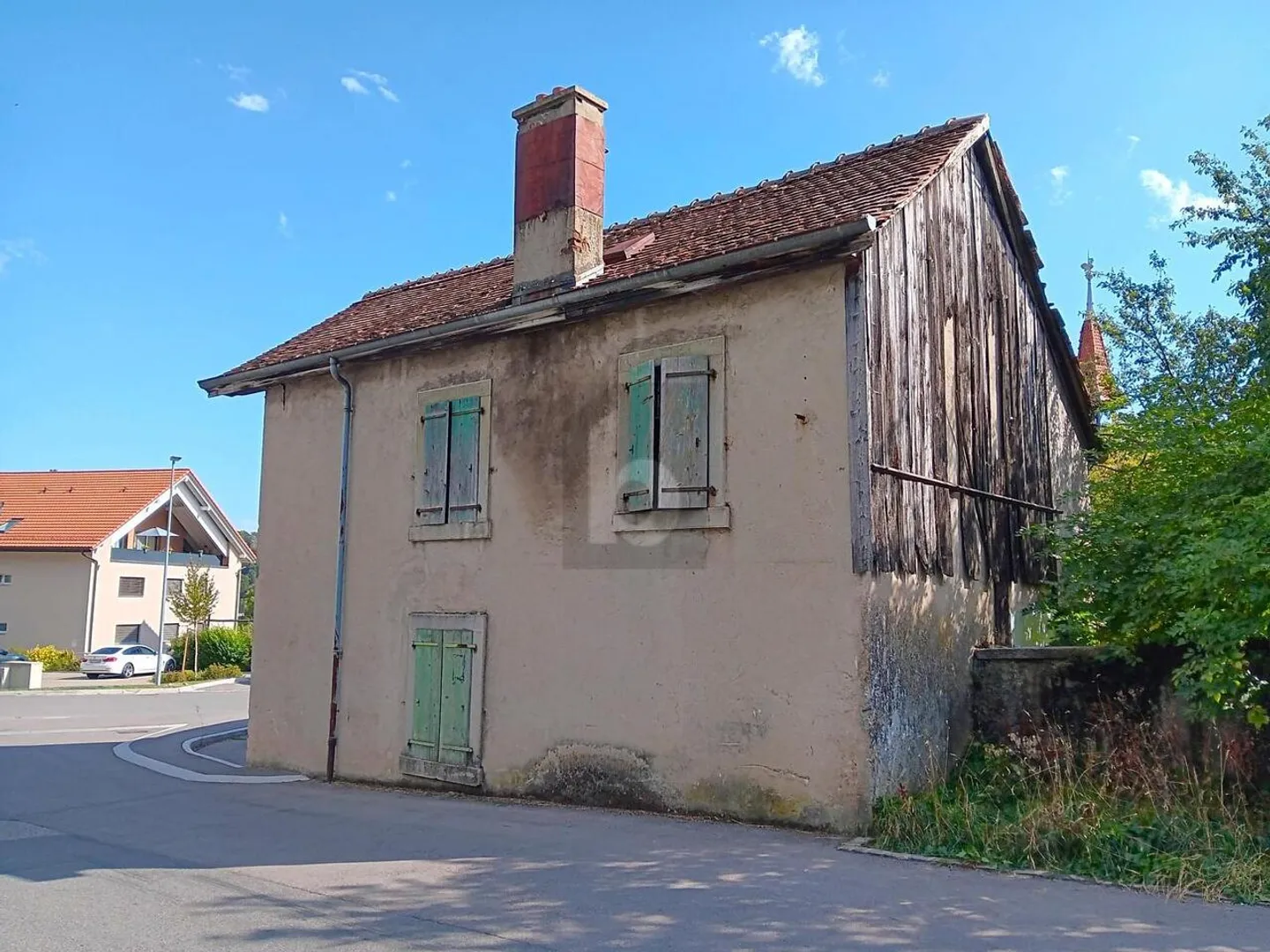 VIELSEITIGES POTENZIAL IM HERZEN DES DORFES - Foto 3 von 6