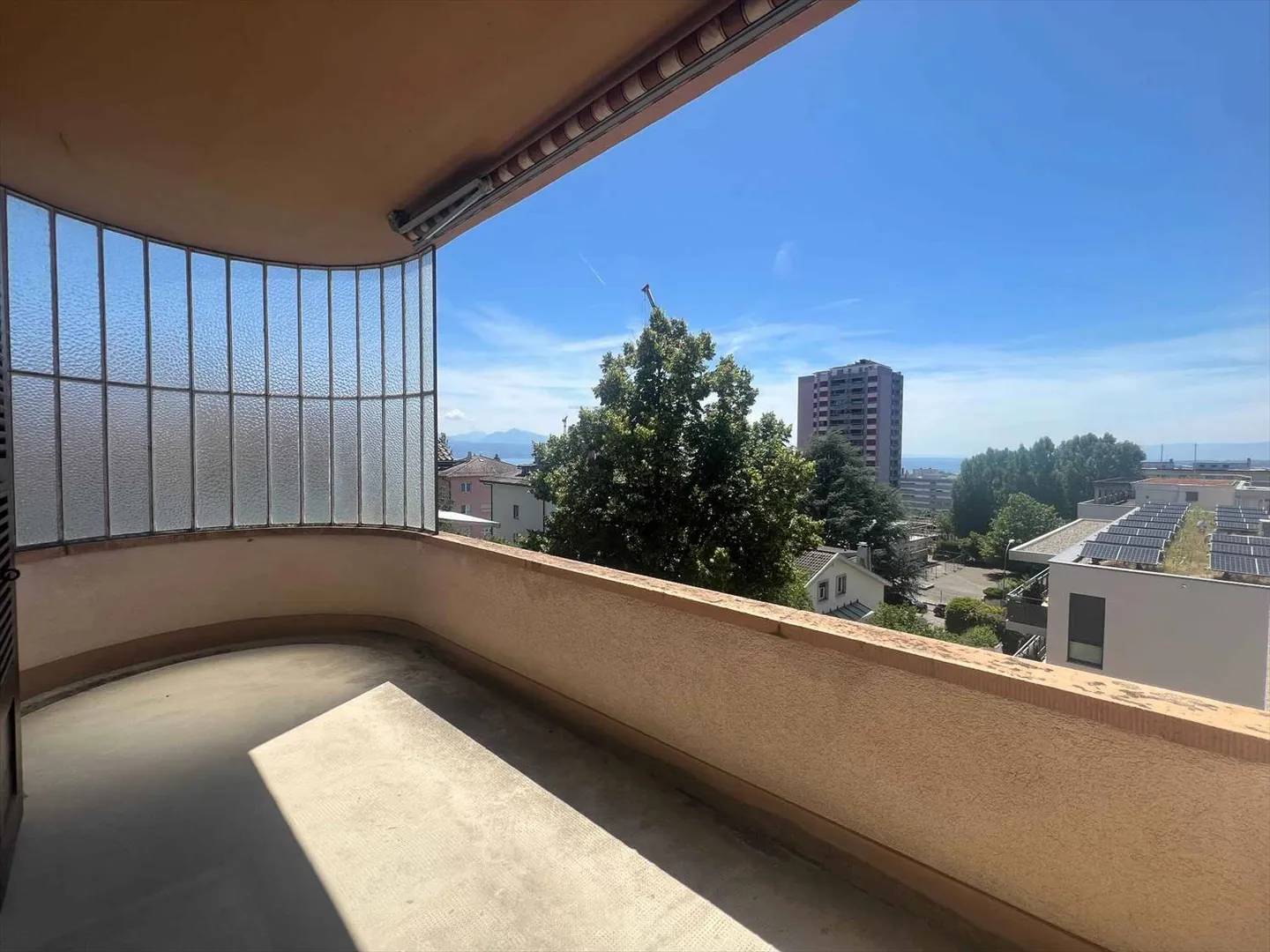 Appartement Charmant au Cœur de la Communauté - Photo 4 sur 4