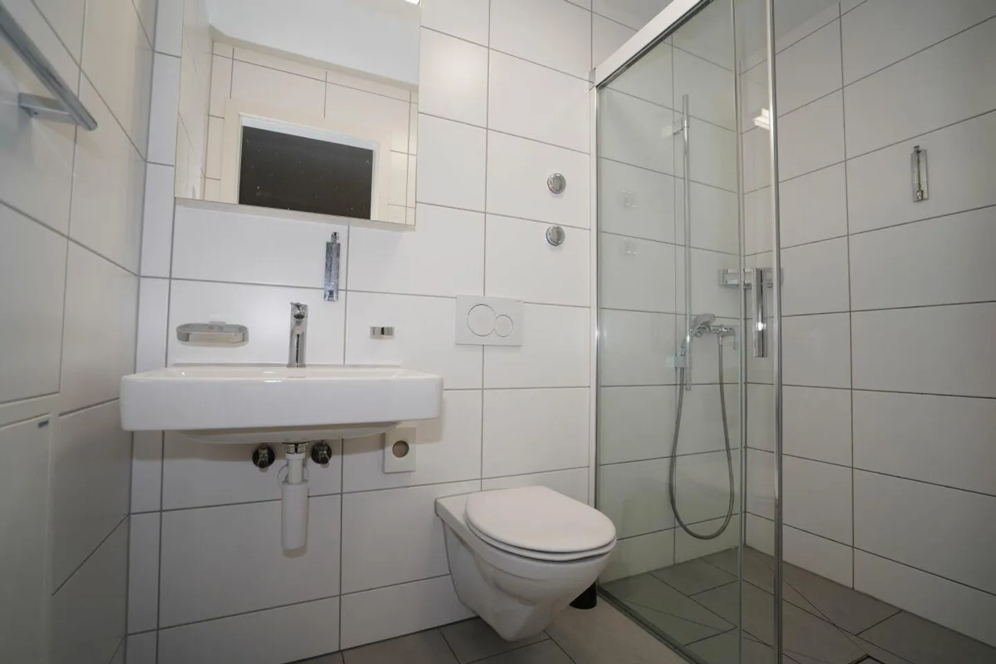 3.5-room apartment with spacious terrace, near Basel city center - Photo 6 of 7