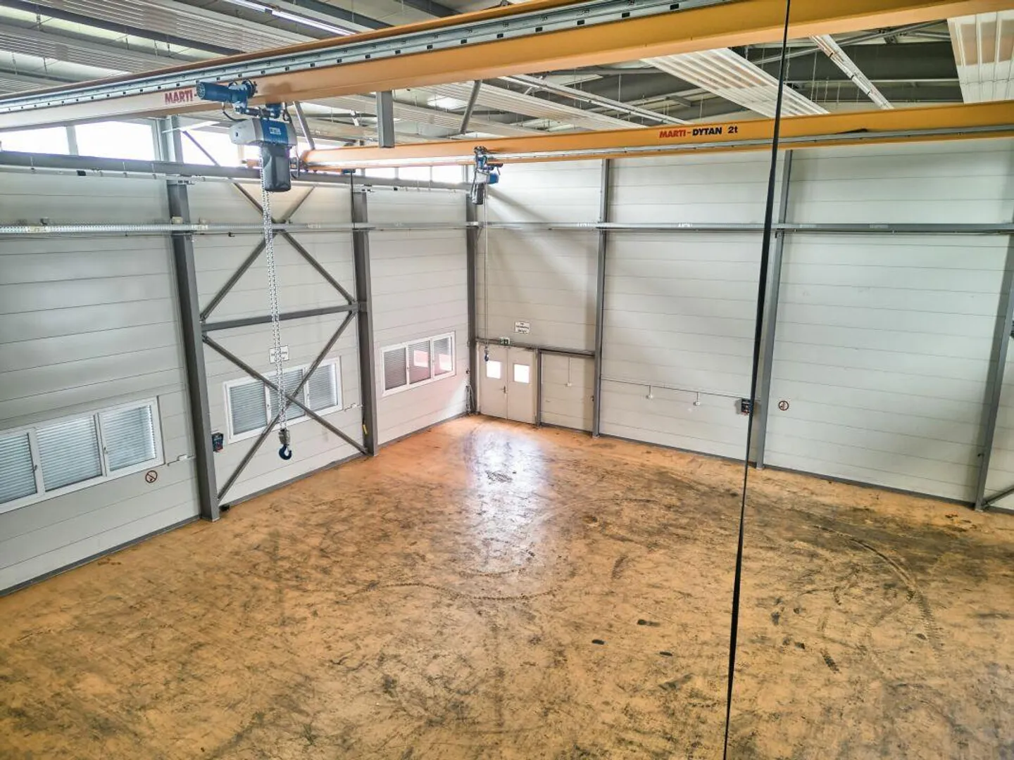 Commercial and Storage Building GB9 - Photo 4 of 11