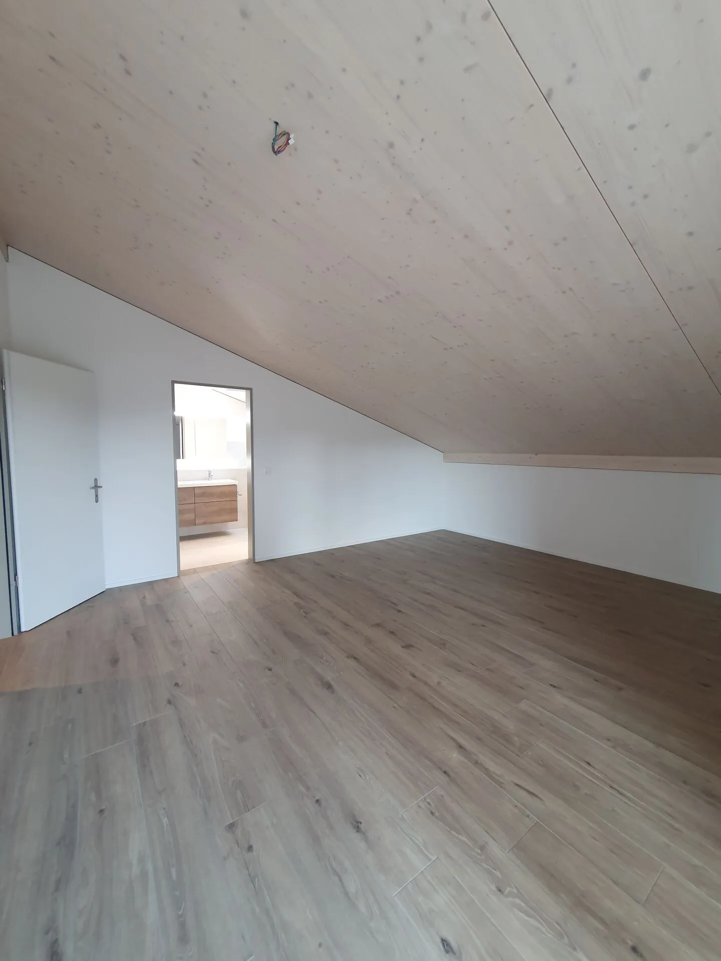 Nuova costruzione: appartamento di 5,5 stanze in proprietà - Foto 9 di 15