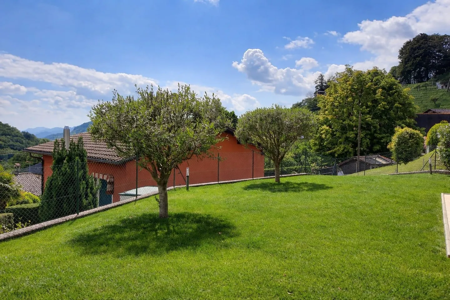 Villa Charmante avec Vue sur Montagne - Photo 2 sur 13