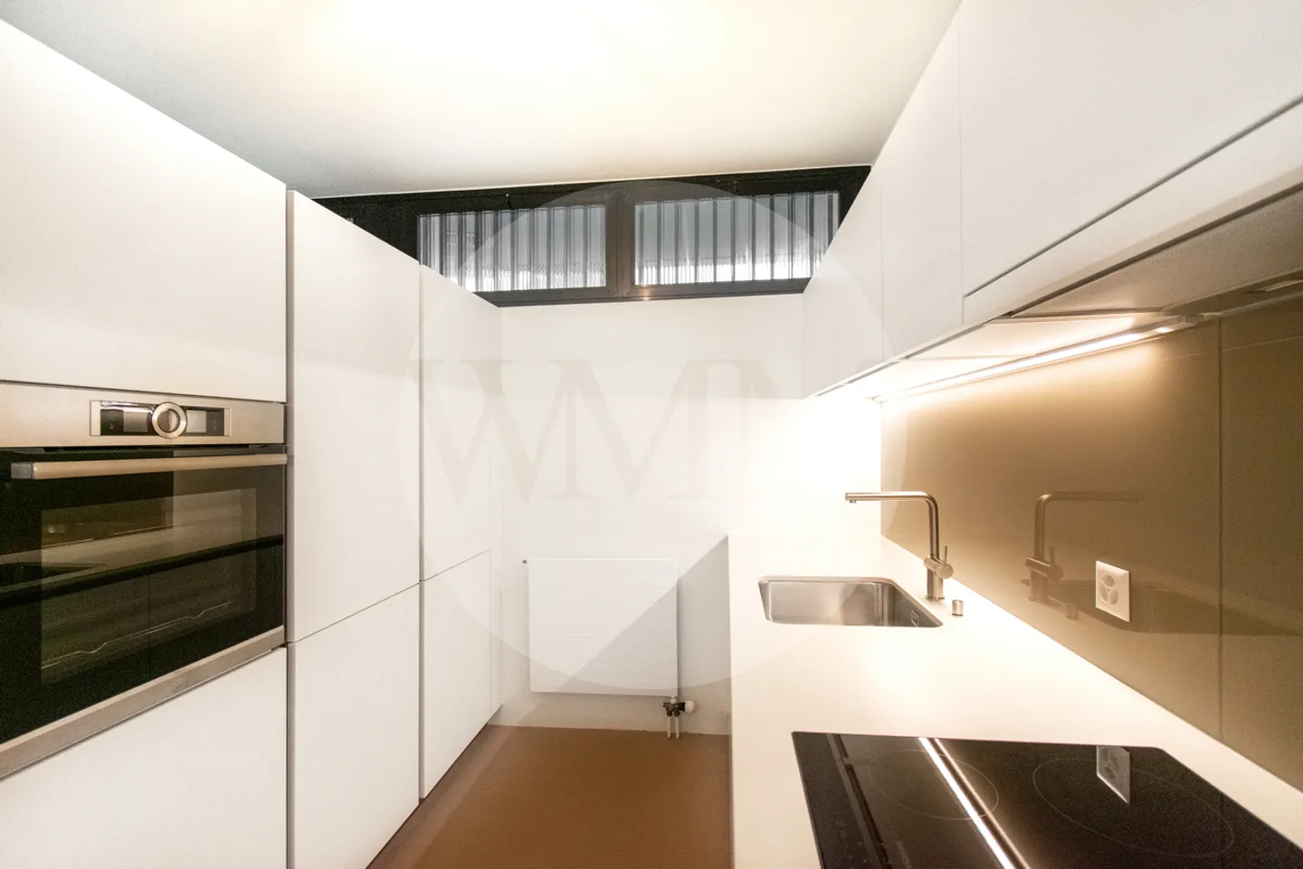 4.5 ROOM DUPLEX IN CITY CENTER WITH LAKE VIEW - Photo 5 of 15