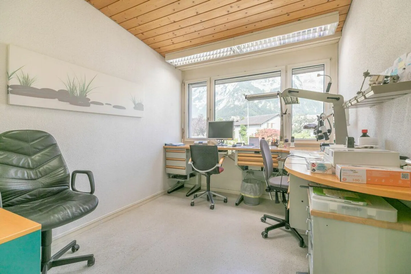 Propriété commerciale avec appartement studio - Photo 8 sur 13