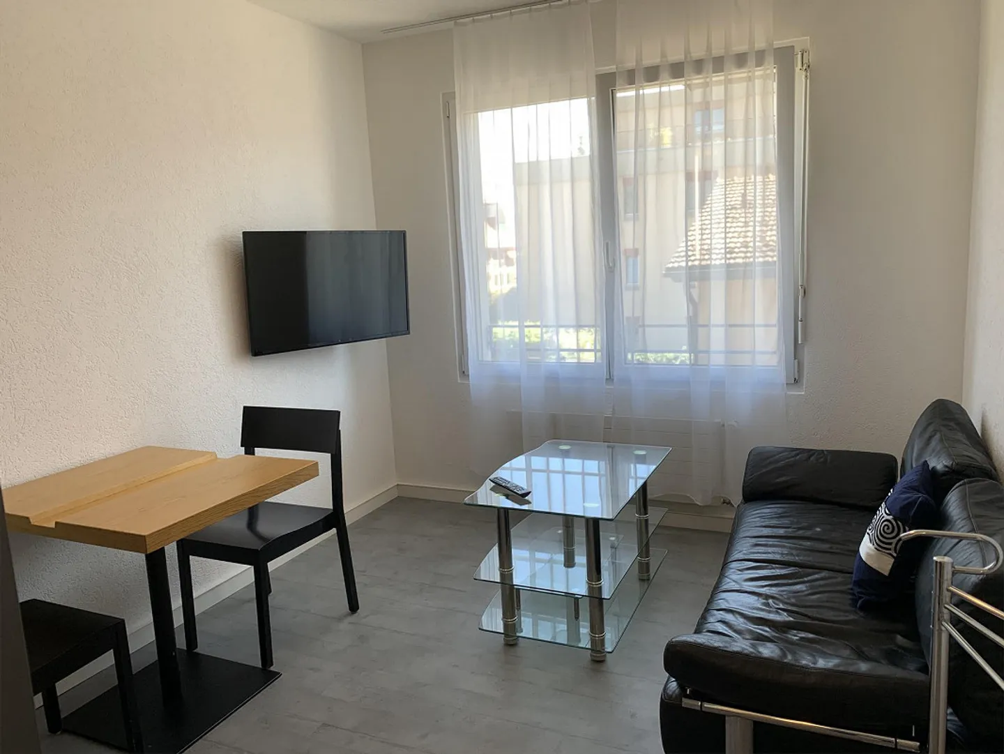 helle, möblierte 2-Zimmerwohnung - Foto 3 von 8