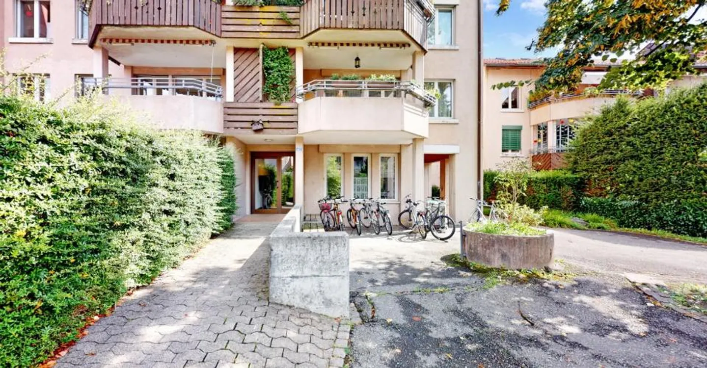 Vivre dans un quartier résidentiel calme et prisé - limité jusqu'au 31.10.2027 ! - Photo 1 sur 11