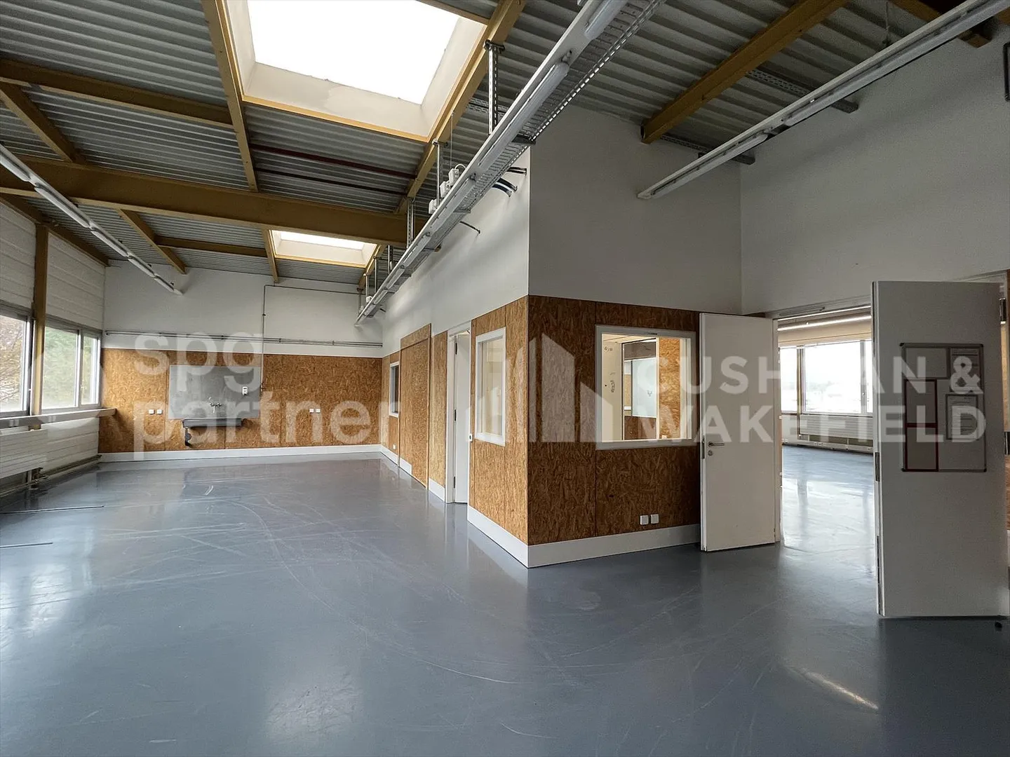 Veyrot 25 - Handwerks- und Industrieflächen im Herzen der ZIMEYSA - Foto 7 von 8