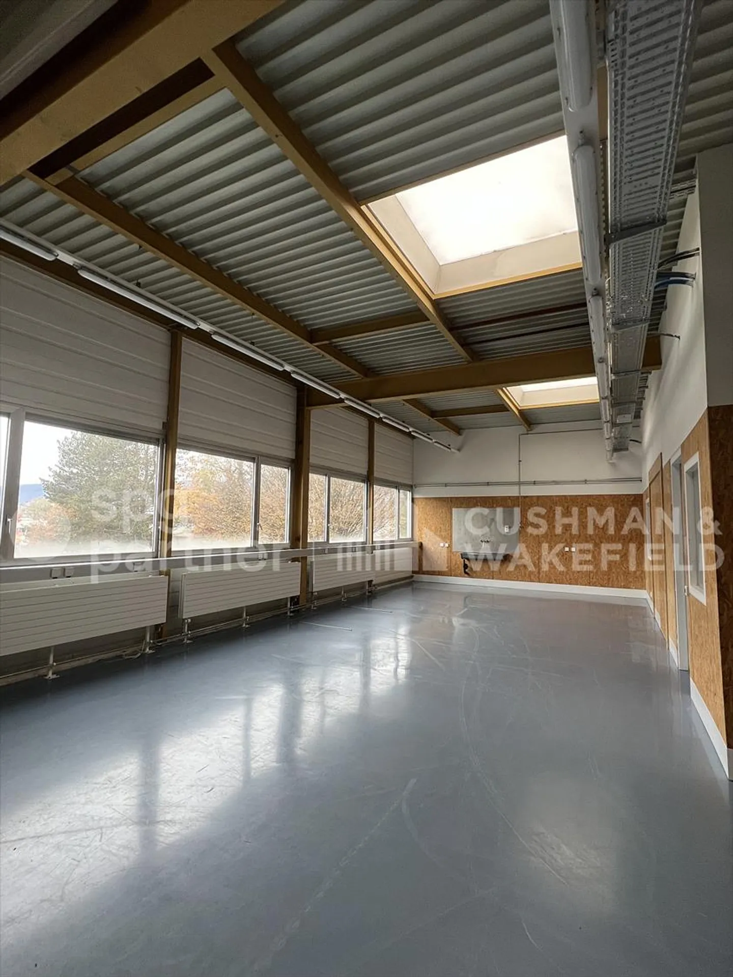 Veyrot 25 - Handwerks- und Industrieflächen im Herzen der ZIMEYSA - Foto 5 von 8