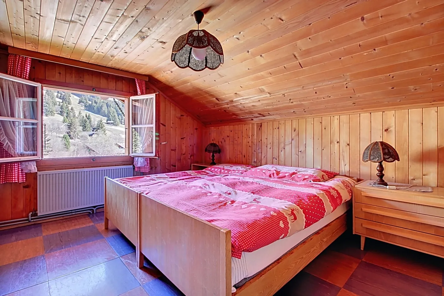 Chalet 5.5 rooms - Photo 11 of 13