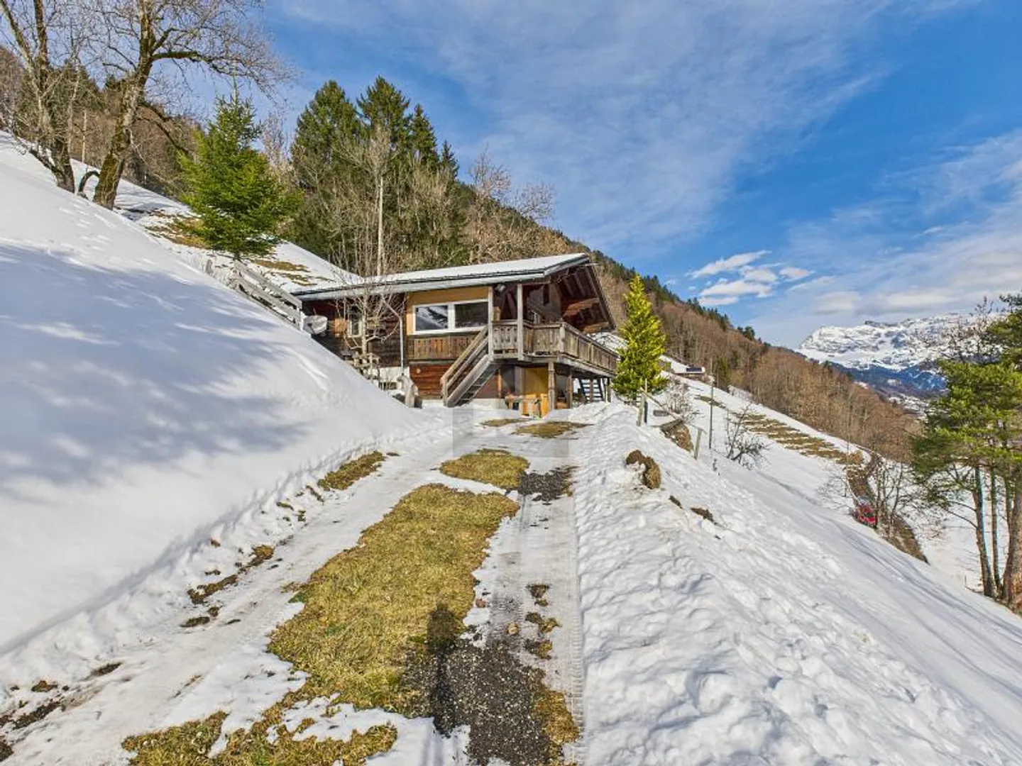Chalet with Stunning Mountain Views - Photo 2 of 6